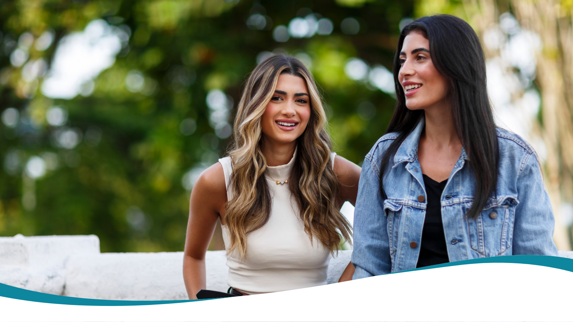 Annak ereje, hogy lát és hall téged a közösséged