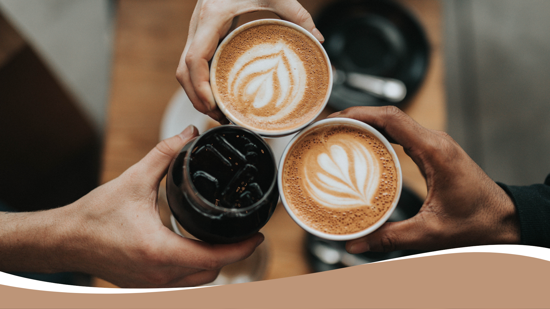 Kávéházi minőség otthon: egyszerű kávézási tippek neked